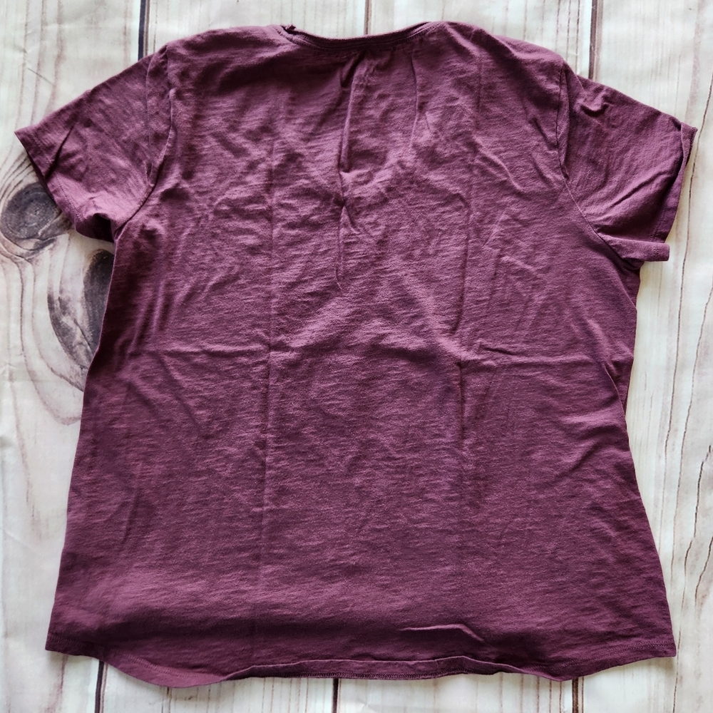 L.L.Bean Pair Of V Neck Organic Cotton Tee Shirts Red Green | Women's Size LP - Picture 3 of 10